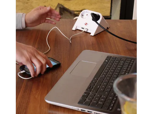 Stekkerdoos Brennenstuhl bureau 2 voudig inclusief 2 USB 1.8m wit