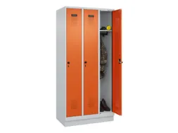 locker,HxBxD 1950x900x500mm,3vak,vak B 300mm,draaigrendel,sokkel