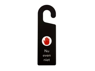 Kunststof deurhanger 250x75mm Voel je welkom - Nu even niet Zwart - 2
