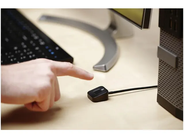 Fingerprint key Kensington verimark desktop