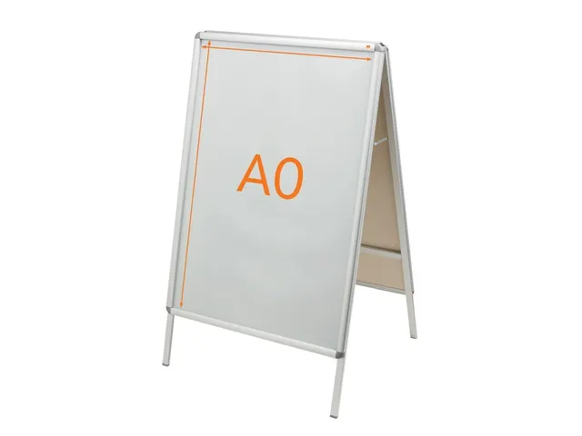 Stoepbord Nobo Premium Plus A0 1189x841mm met kliklijst