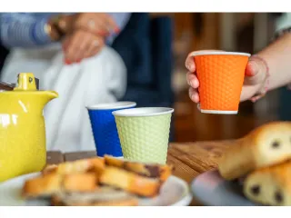 Beker porselein Les Artistes Paris 180ml met siliconen grip Oranje - 4