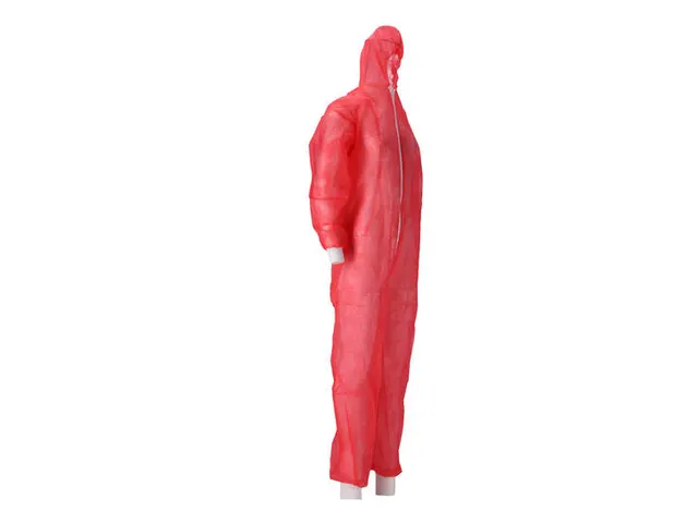 CMT Coverall met ritssluiting Non Woven PP Rood Maat M doos 50 stuks