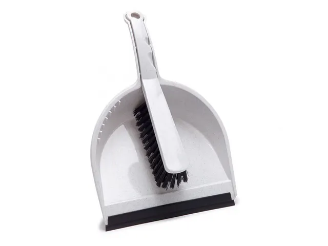 Stoffer en blik veeggarnituur kunststof