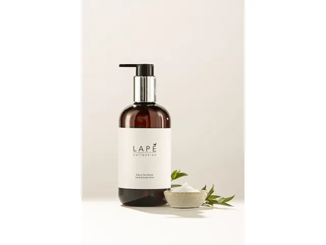 Lotion mains & Corps Lap\e Sakura Sea Breeze avec pompe 300ml