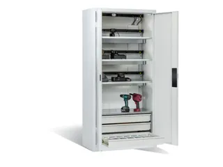 acculaadkast 1950x930x500mm 15stekkerdozen 230V ventilator fr. RAL7035 - 1