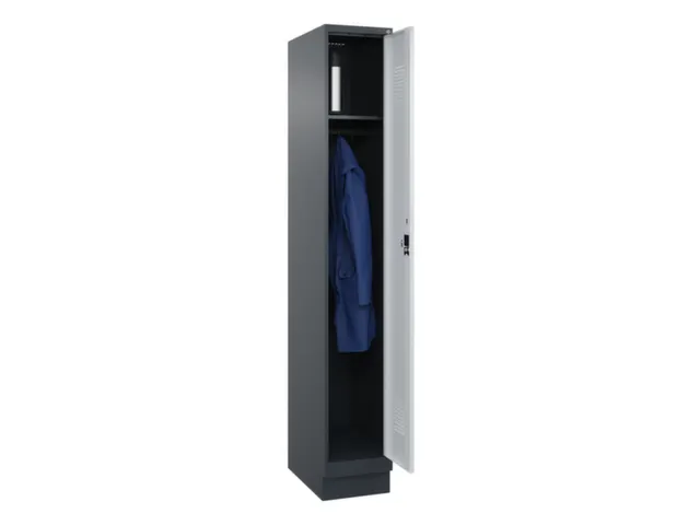 locker,HxBxD 1950x300x500mm,1vak,vak B 300mm,cil.-slot,sokkel