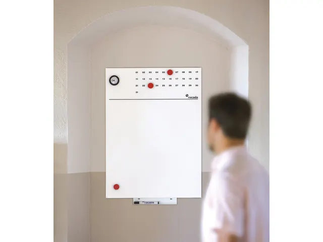 Whiteboard Rocada Skinclock 55x75cm wit gelakt met klok en kalender