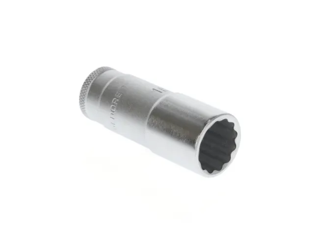D 30 L 18 Douille 3/8 inch long profil UD 18mm