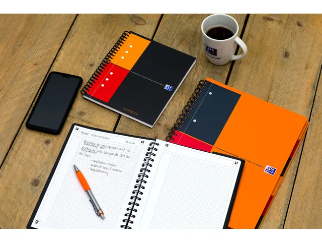 International notebook B5 geruit 5mm 80 vel grijs