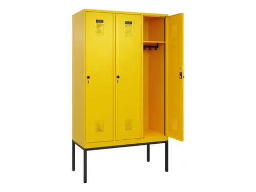 locker,HxBxD 2120x1200x500mm,3vak,vak B 400mm,draaigrendel
