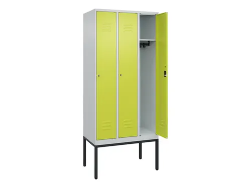 locker,HxBxD 2120x900x500mm,3vak,vak B 300mm,cil.-slot,voetonderstel