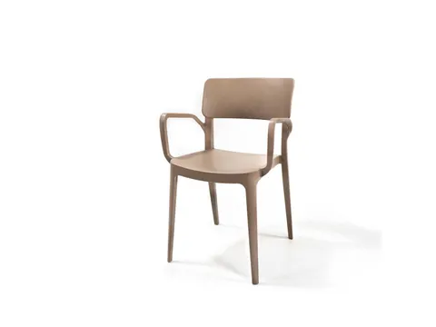 stapelstoel,4voeten zandkleuren,m. armleuningen,zitting PP zandkleuren