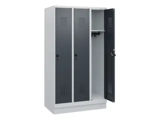 schoollocker,HxBxD 1630x900x500mm,3vak,vak B 300mm,draaigrendel,sokkel - 1