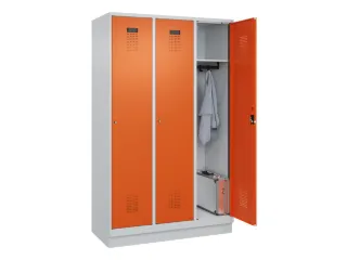 locker,HxBxD 1950x1200x500mm,3vak,vak B 400mm,cil.-slot,sokkel - 1