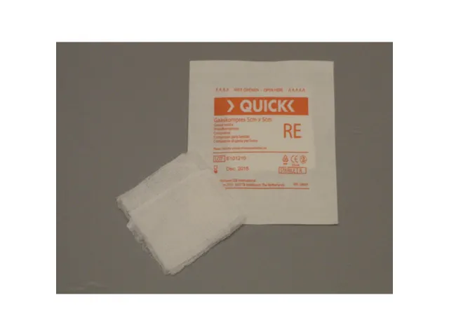 Compresse de gaze stérile Quick Q8367, 10 x 10 cm, la boîte de 100 c