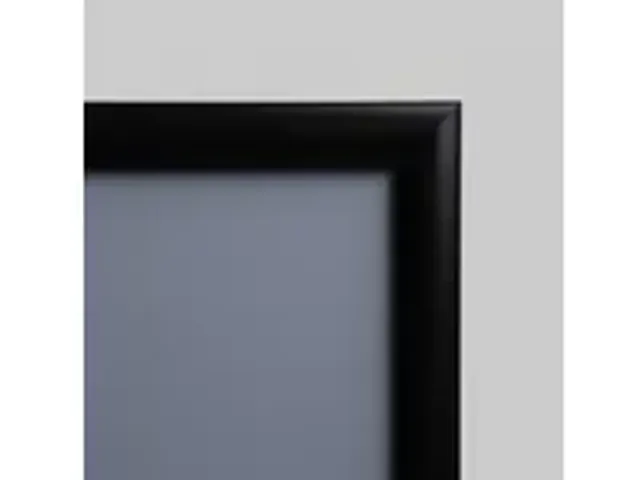 OUTLET Cadre clipsable A0 Coins biseautés 25mm Noir RAL9005
