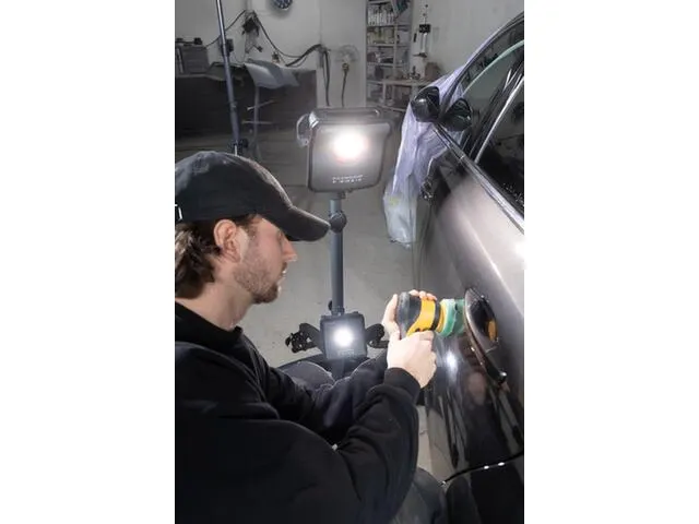 hand-floodlight,COB-LED,120-1200lumen,draaggreep,magneten