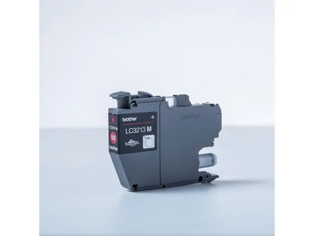 Inktcartridge Brother LC-3213 rood HC