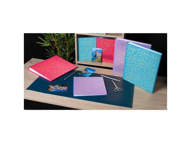 Alb livre 30p blc 25 x25cm Plum turquoise