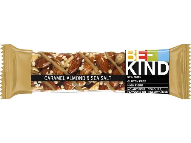 Be-Kind reep Caramel Almond & Sea Salt 40 g 12 stuks