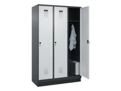 locker,HxBxD 1950x1200x500mm,3vak,vak B 400mm,draaigrendel,sokkel