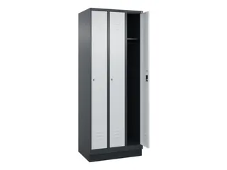 locker,HxBxD 1950x750x500mm,3vak,vak B 250mm,cil.-slot,sokkel - 2