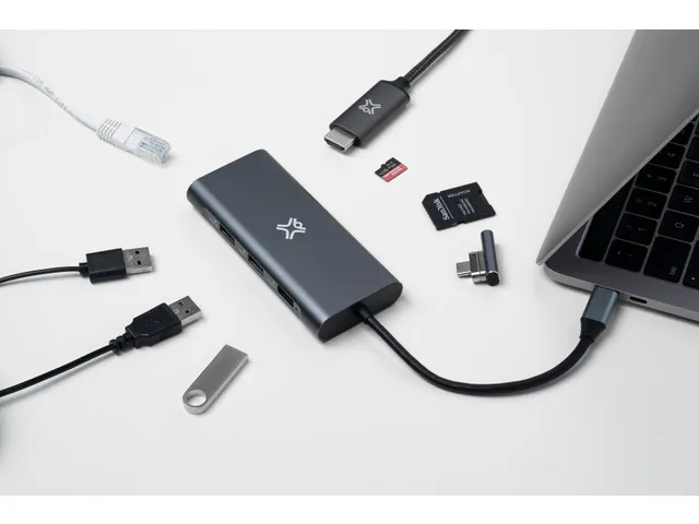 Xwh-Hub8-13 Xtrememac Type-C Hub
