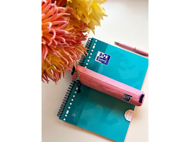 Pennenetui Oxford rond roze