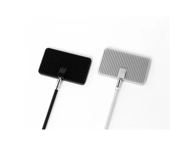 Wand LED 116 Zilver stekker zijkant