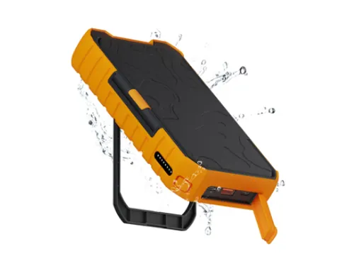 Powerbank Xtorm Solar rugged 10.000 incl. zaklamp en kickstand