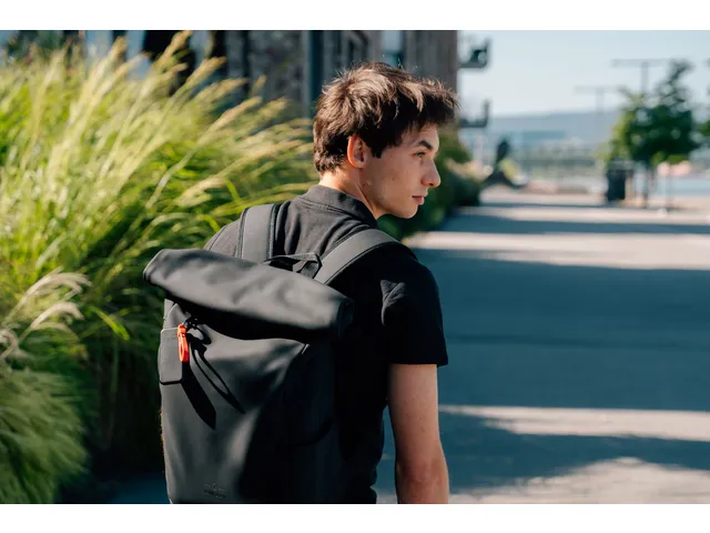 Pocket SSD Sleutelhanger met kabelbevestiging 1TB Zwart/Rood