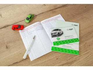 Autologboek voor auto's in het handige formaat A6 liggend, erkend door - 4