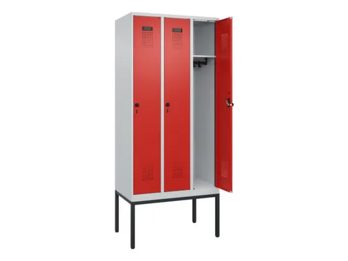 locker,HxBxD 2120x900x500mm,3vak,vak B 300mm,draaigrendel