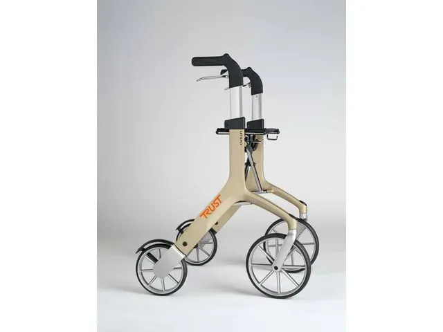 TrustCare Lichtgewicht rollator Let's Fly Beige Aluminium