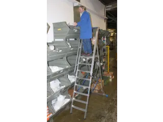 verrijdbare treden-platformladder eenzijdig 8treden stand H 1 9m - 3