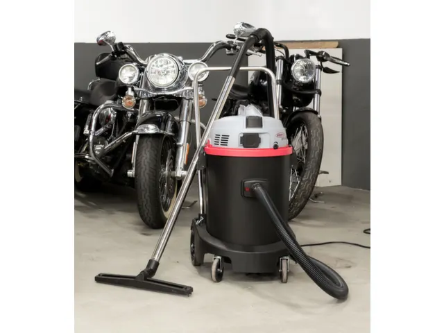 nat-droogzuigers,1300 W,luchtvolume 70l/sec,bak 45l,Werk b 450mm