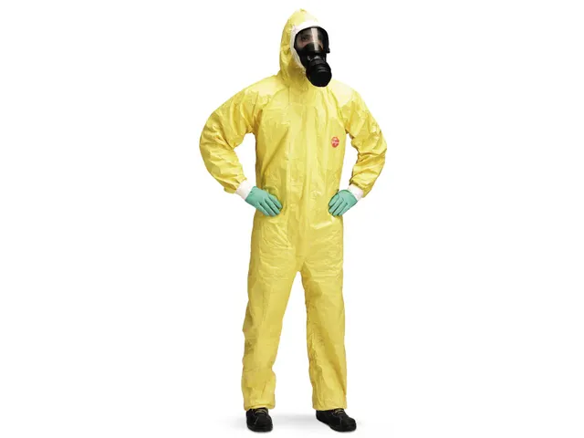 DuPont Tychem 2000 C overall - 3XL