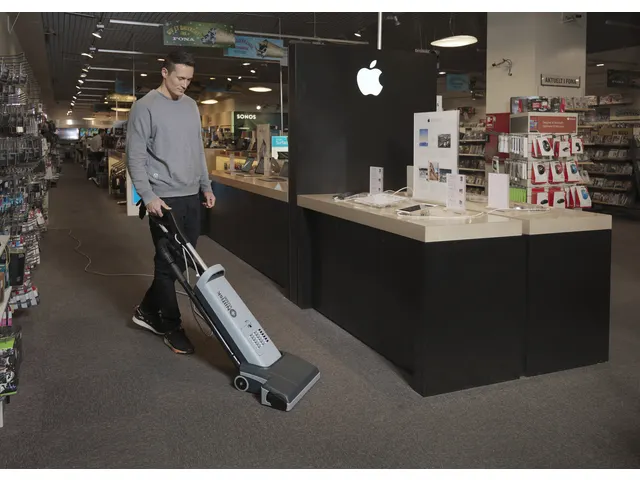 Aspiro-brosseur Nilfisk VU500 15