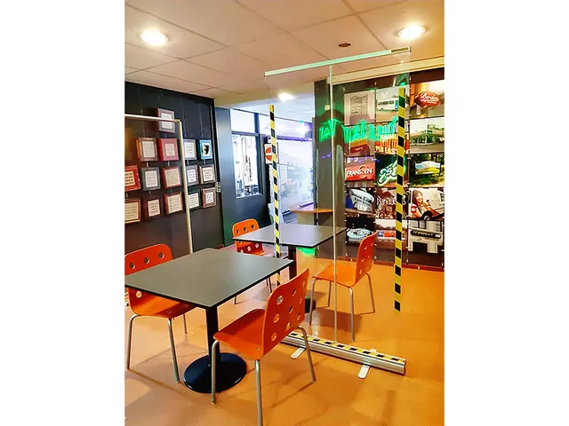 Hygiënescherm Djois oprolbaar 2x1m transparant