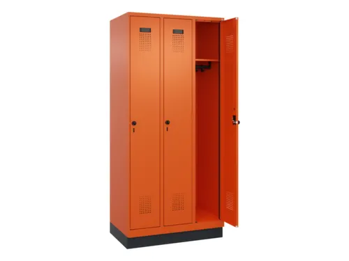locker,HxBxD 1950x900x500mm,3vak,vak B 300mm,draaigrendel,sokkel