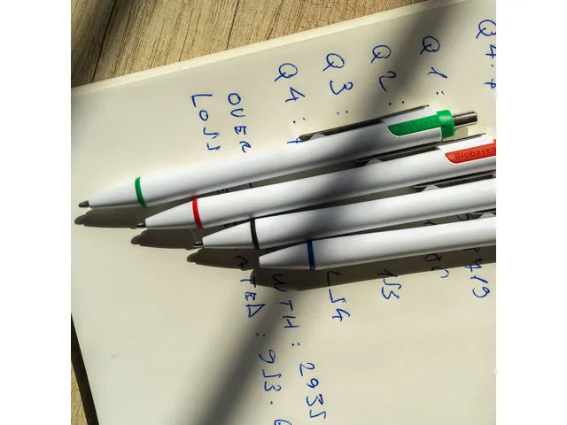 Balpen Schneider Slider Xite Wit-blauw 1st Op Blister