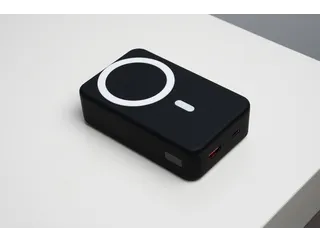 XtremeMac 20000mAh Magnetic Powerbank High-Capacity MagSafe Charger - 3
