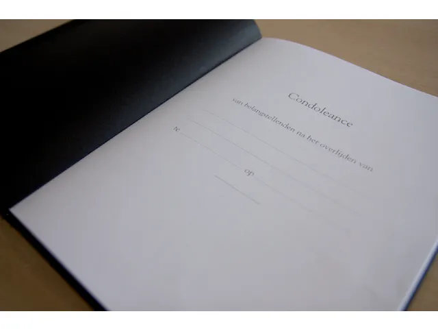 Album De Condoléance Kangaro 260x210mm Noir Nl