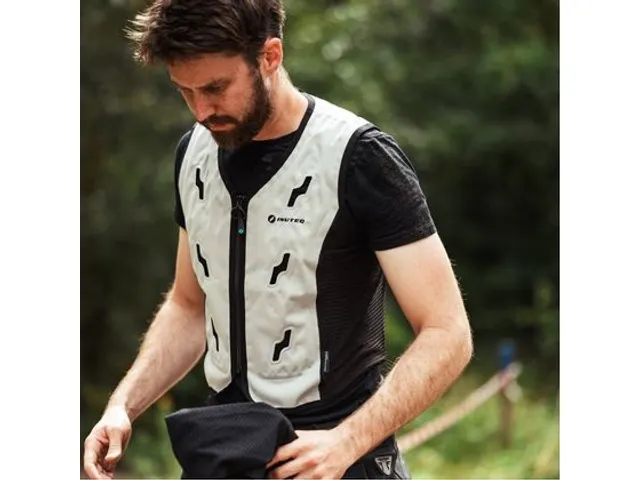 Inuteq Bodycool Smart-X koelvest Zilver maat M