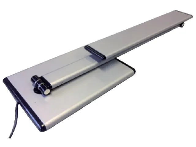 Bureaulamp Unilux Terra led aluminium grijs