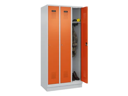 locker,HxBxD 1950x900x500mm,3vak,vak B 300mm,cil.-slot,sokkel