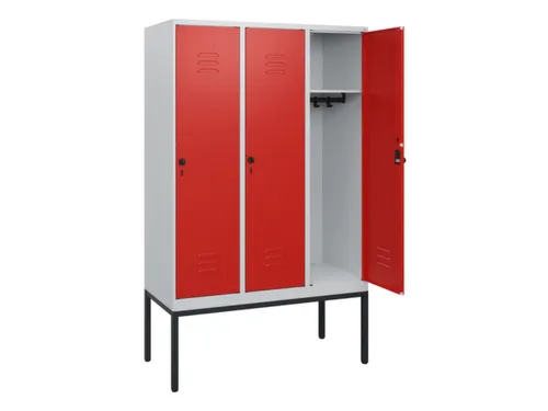 locker,HxBxD 1950x1200x500mm,3vak,vak B 400mm,draaigrendel