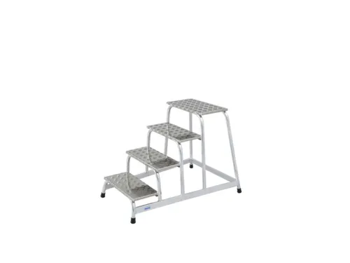 Montagetrap Aluminium H 0 8M 4Treden Incl. Platform Treden Traanplaat