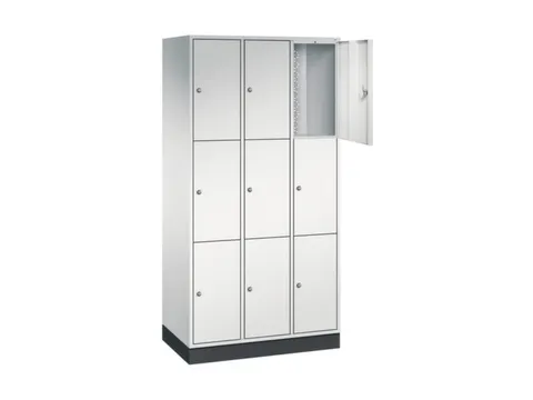lockerkast,RAL 7035,HxBxD 1950x920x500mm,3x3vakken,cil.-slot,sokkel